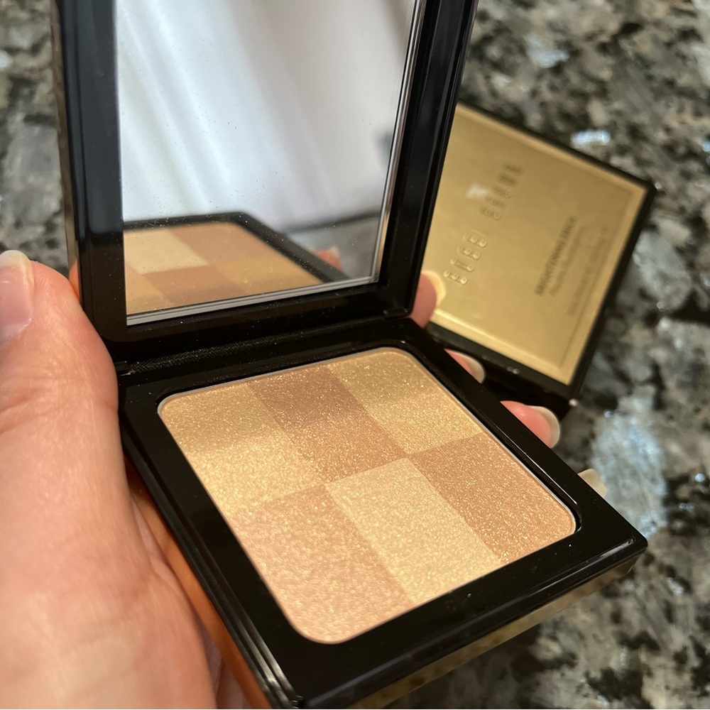 Bobbi Brown Brightening Brick Limited Edition - Naked .23oz